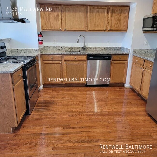 Building Photo - 3 bed, 1 bath I $1500 | 2938 Mallview Rd, ...