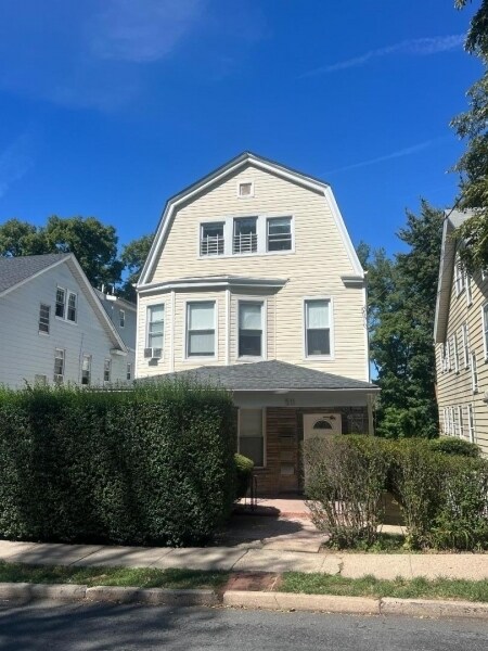 Primary Photo - 511 Academy St