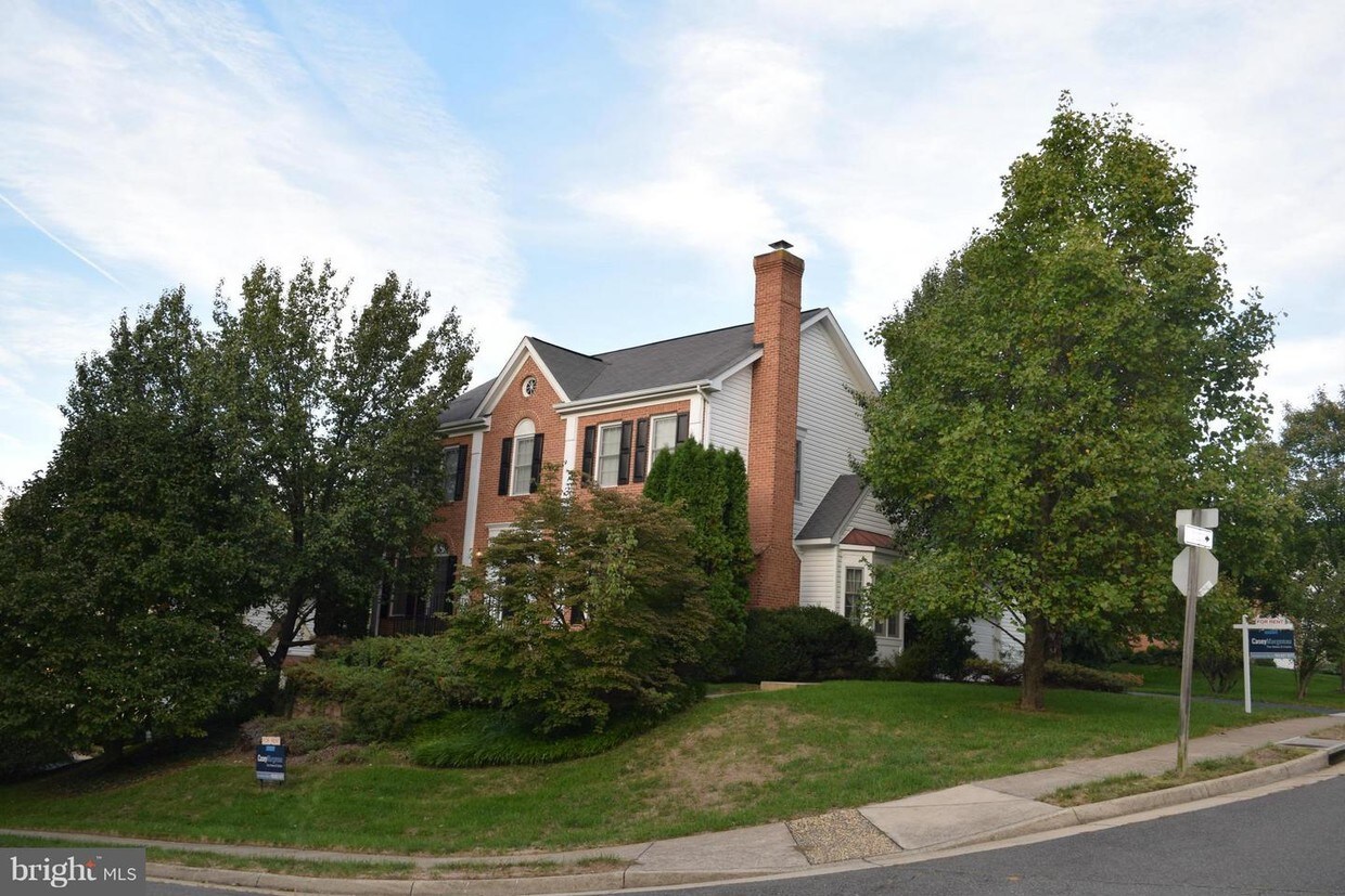 Primary Photo - 3408 Rebecca Jane Way