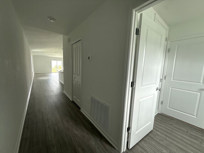 Foto del edificio - Millwood Estates - The Meadows at Millwood