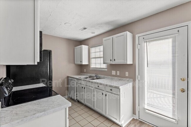 Foto del edificio - 757 Orlean Cir