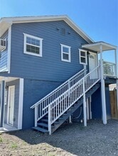 Building Photo - 7919 Brays St