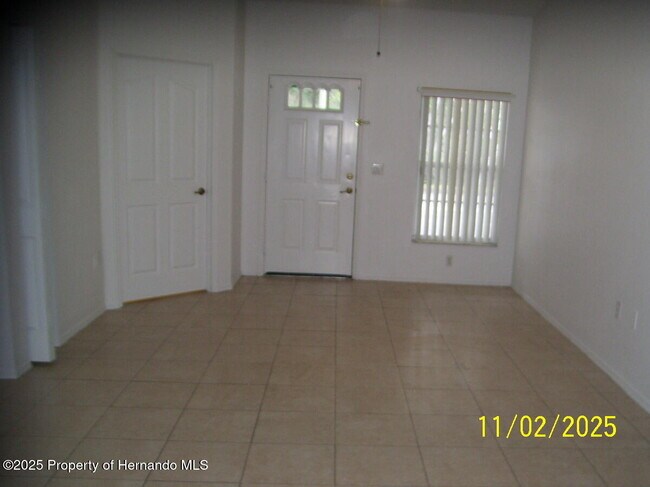 Foto del edificio - 2799 Landover Blvd