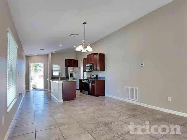 Foto del edificio - 12739 Lemon Pepper Dr