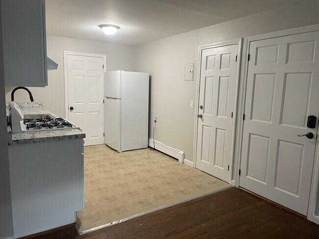 Foto del edificio - 4 Pailet Dr