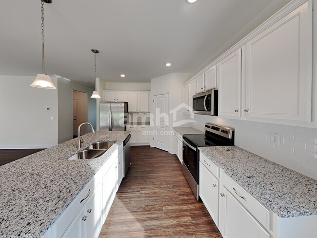Foto del edificio - 5070 Hudson Vly Dr