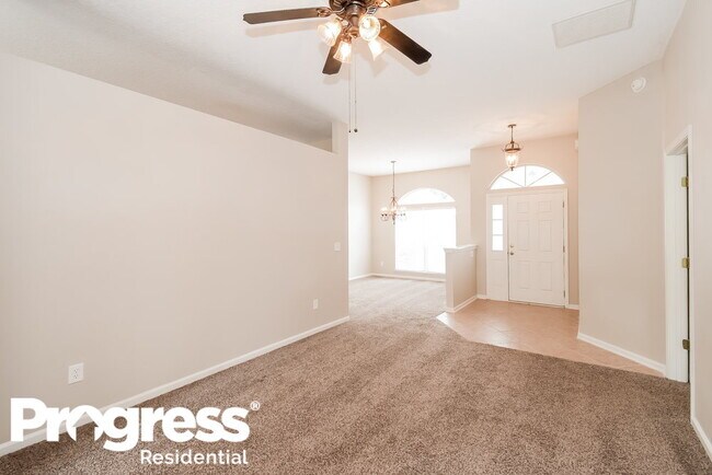 Foto del edificio - 14060 Red Rock Lake Dr