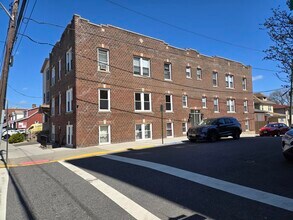 Building Photo - 436 Anderson Ave