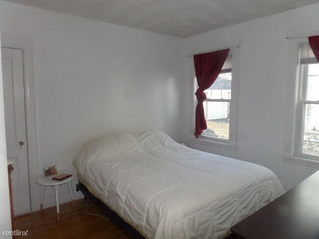 Foto del edificio - 174 Mystic Valley Pkwy