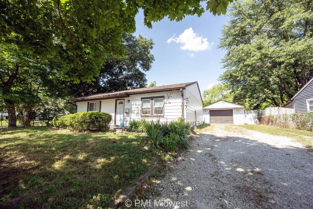 Foto principal - "Charming 3-Bed Home on Dubarry Road – Coz...