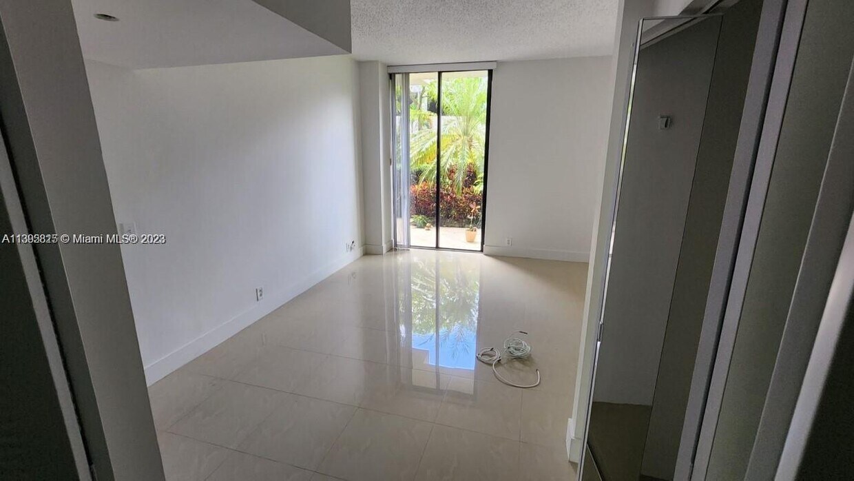 3300 NE 191st St Unit 113, Aventura, FL 33180 Condo for Rent in
