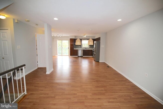 Building Photo - 12074 Stallion Ct