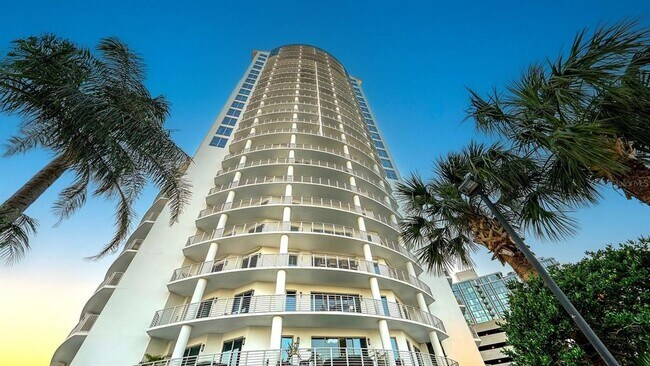 Foto del edificio - 1209 E Cumberland Ave