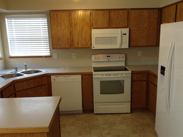 Building Photo - 3204 Birney Ct