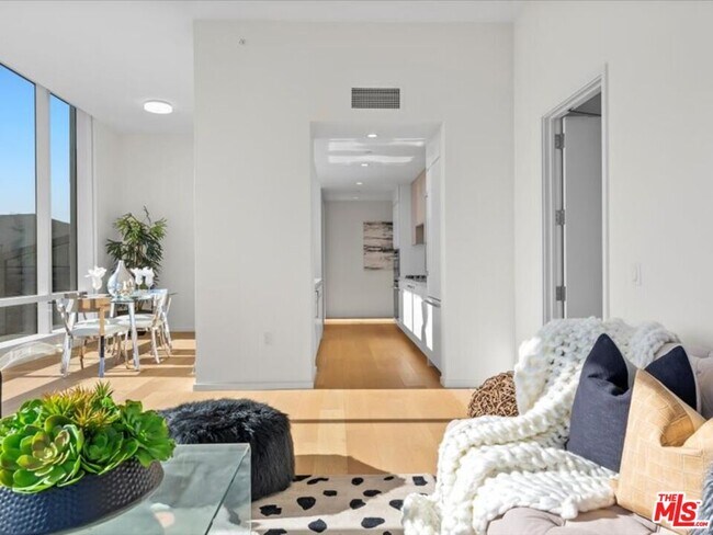 Foto del edificio - 877 Francisco St