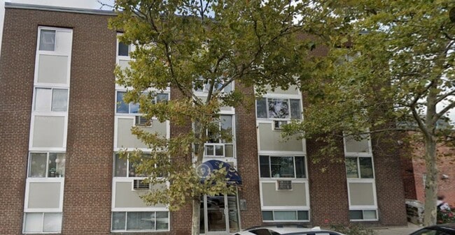 Building Photo - 461 Washington St