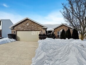 Building Photo - 930 W Jameson Ct