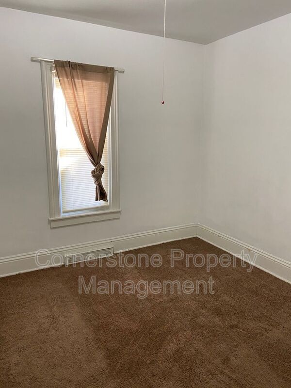 320 De Witt St, Fort Dodge, IA 50501 House Rental in Fort Dodge, IA