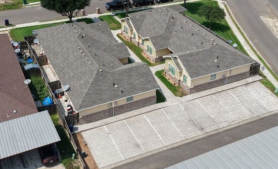 Foto del edificio - 503 E 3rd St