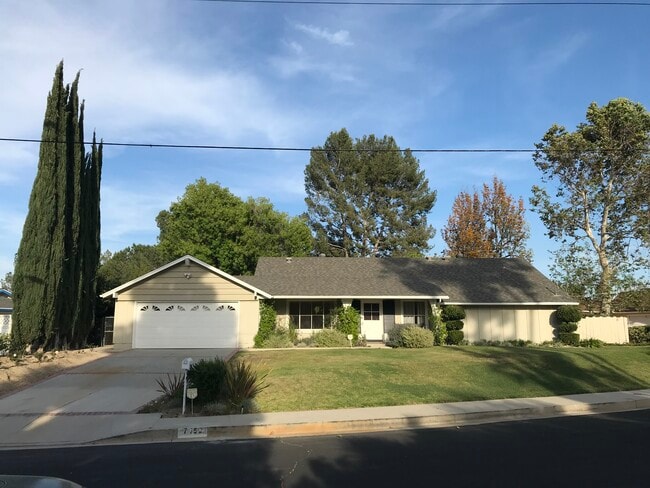 Building Photo - 7150 Scarborough Peak Dr