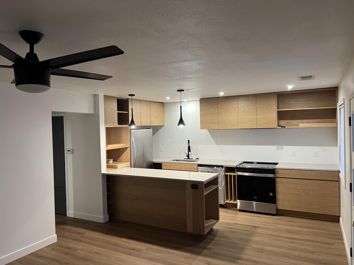 Foto principal - 1215 Bertrand St