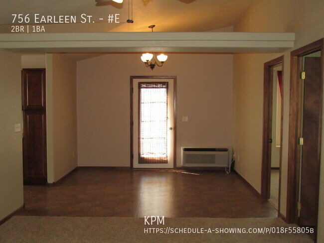 Foto del edificio - 2 BEDROOM | 1 BATH | CONDO | GARAGE | NORTH