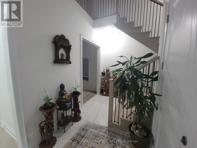 Photo du bâtiment - 3253 Dove Dr