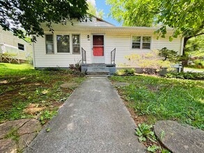 Building Photo - 401 3rd St SW