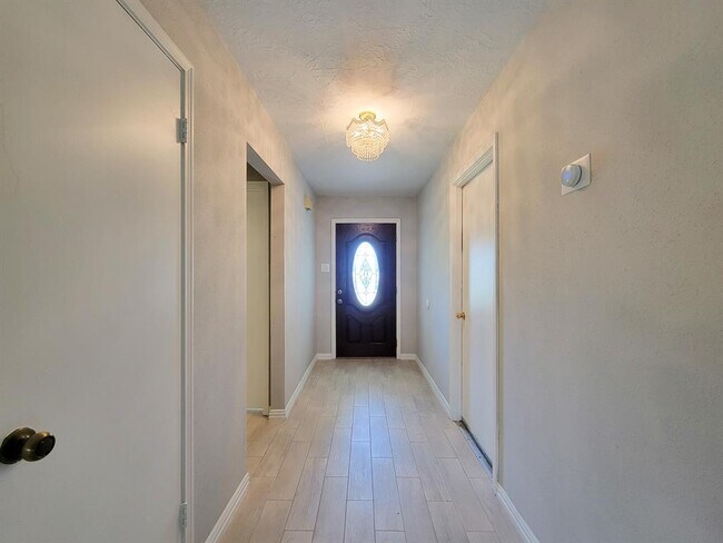 Foto del edificio - 16314 Golden Sage Ln