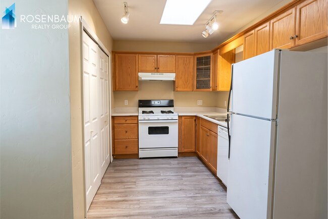 Foto del edificio - 8430 E Leigh Dr