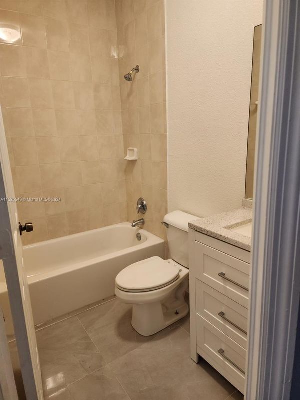 Foto del edificio - 10836 SW 243rd St