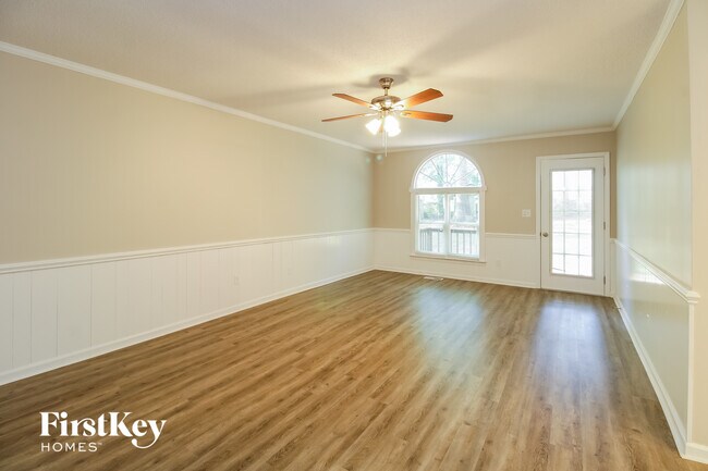 Foto del edificio - 625 Scott Dr