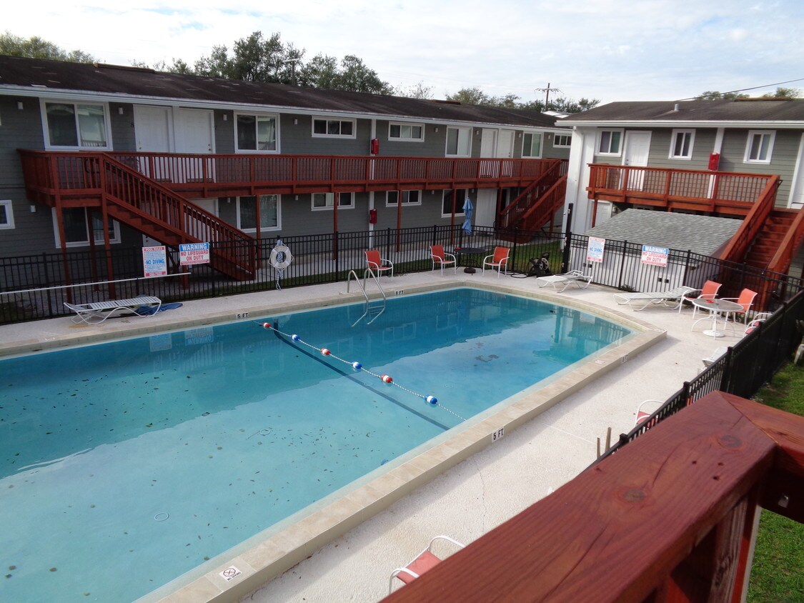 1135 Bert Rd, Jacksonville, FL 32211 Townhome Rentals in Jacksonville