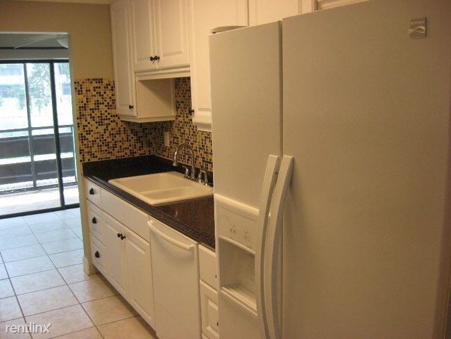 Foto del edificio - 5980 80th St N