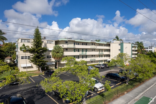 Building Photo - April Breeze Condos