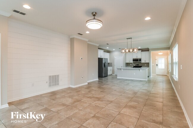 Building Photo - 3911 Heatherbrook Pl