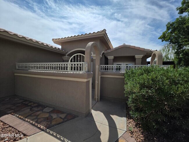 Foto del edificio - 7346 Gulf Creek Dr