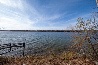 Building Photo - 2575 Lake Elmo Ave N