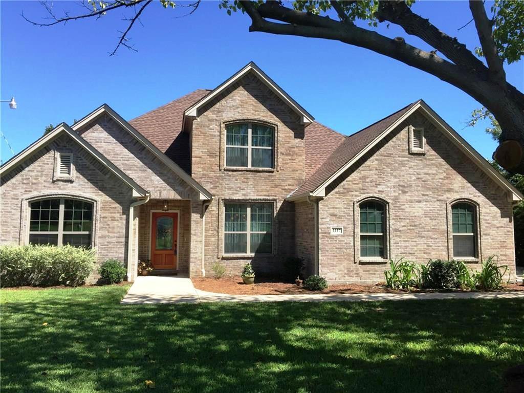Primary Photo - 1117 Blackwood Dr