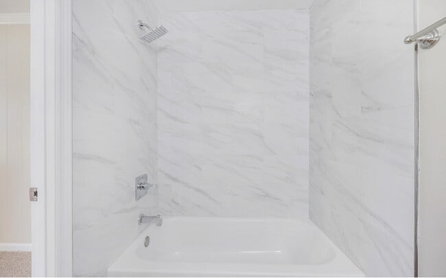 Foto del edificio - 715 N Walnut St