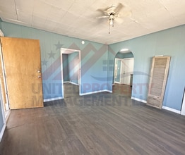 Building Photo - 511 W Bonbright St