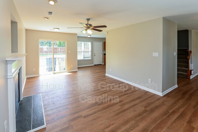 Foto del edificio - 4418 Cascade Dr