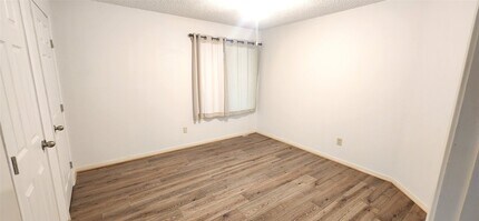 Building Photo - 12838 Ashford Knoll Dr