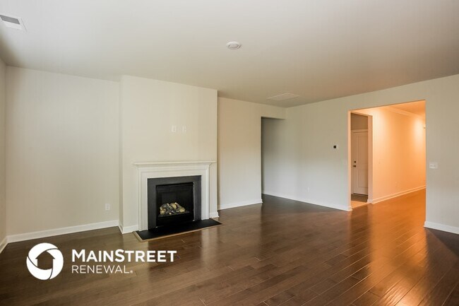 Foto del edificio - 4015 Honey Locust Dr