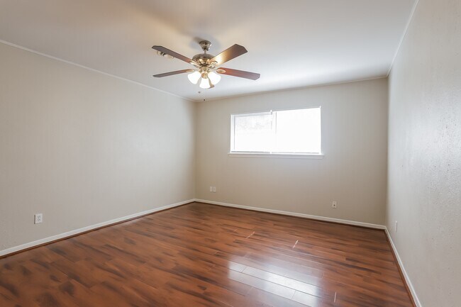 Foto del edificio - 12115 Hillcroft St