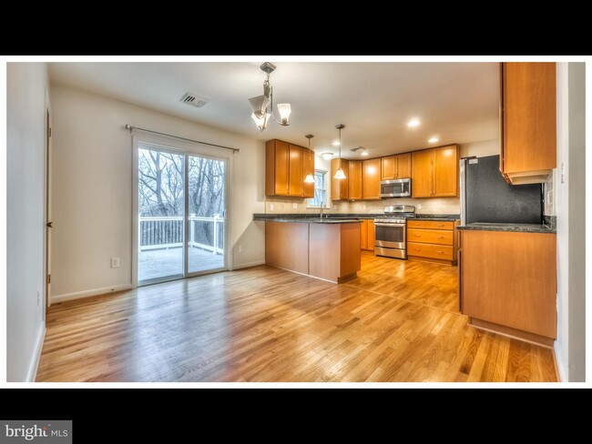 Building Photo - 2314 Mt Hebron Dr