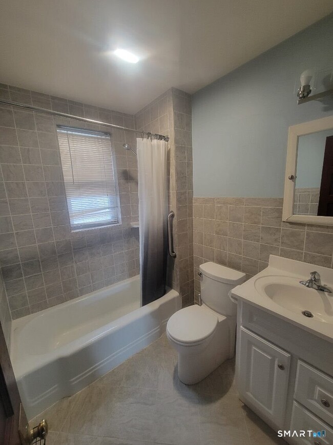 Foto del edificio - 320 Olivia St