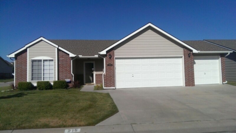Foto principal - 2022 S Webb Rd