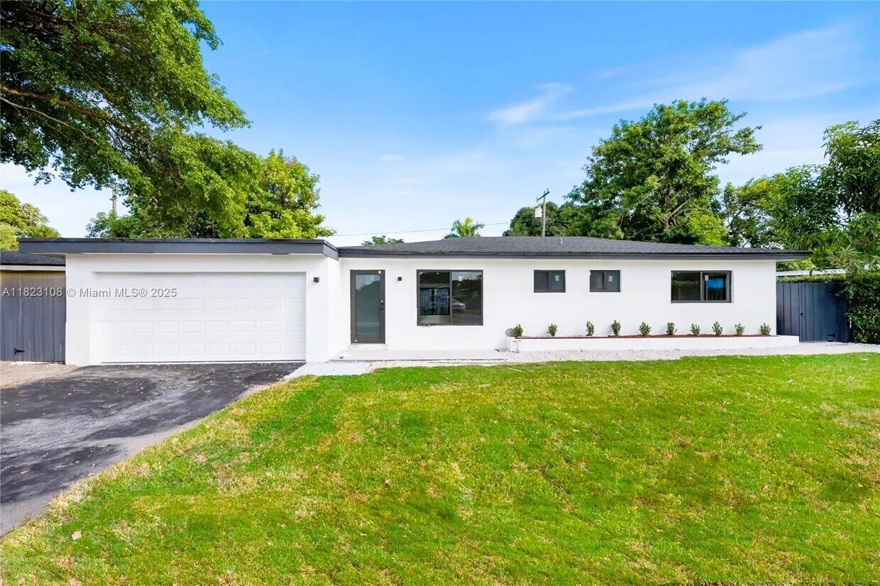 Foto principal - 172 SW 35th Terrace