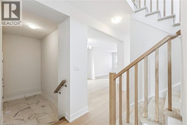 Photo du bâtiment - 123 Maple St